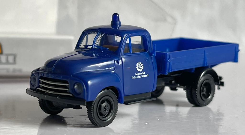 Brekina: Opel Blitz van het THW, Ophalen of Verzenden, Zo goed als nieuw, Bus of Vrachtwagen, Brekina