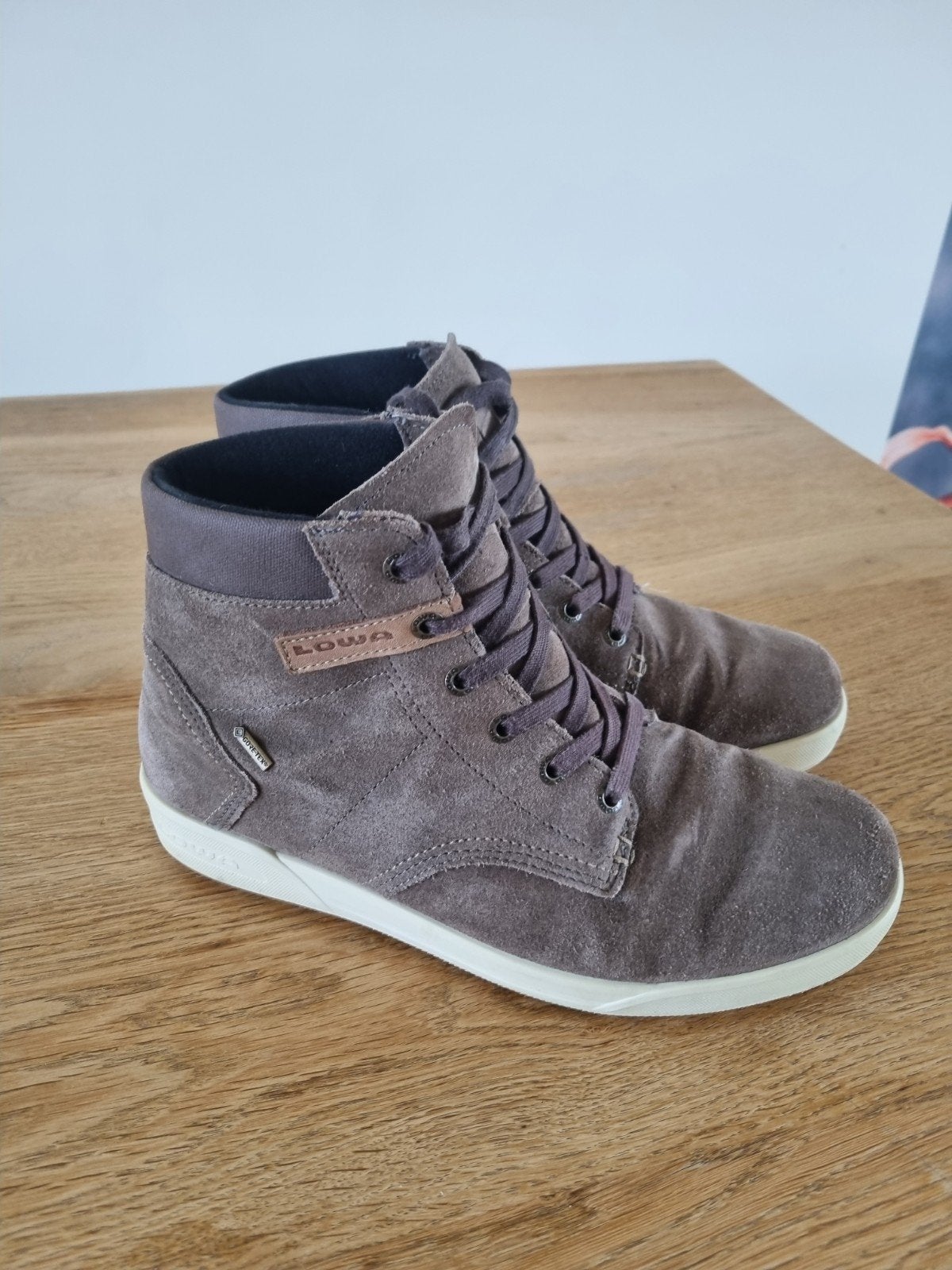 Lowa Dublin III GTX QC Dames wandelschoenen
Mt 41,5, Ophalen of Verzenden, Zo goed als nieuw