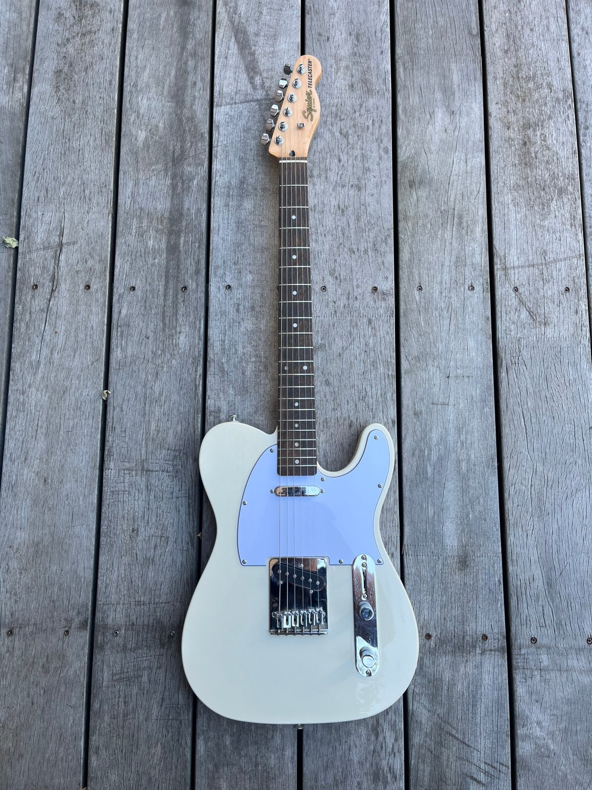 Squier by fender telecaster olympic white, Muziek en Instrumenten, Ophalen, Zo goed als nieuw, Solid body, Fender