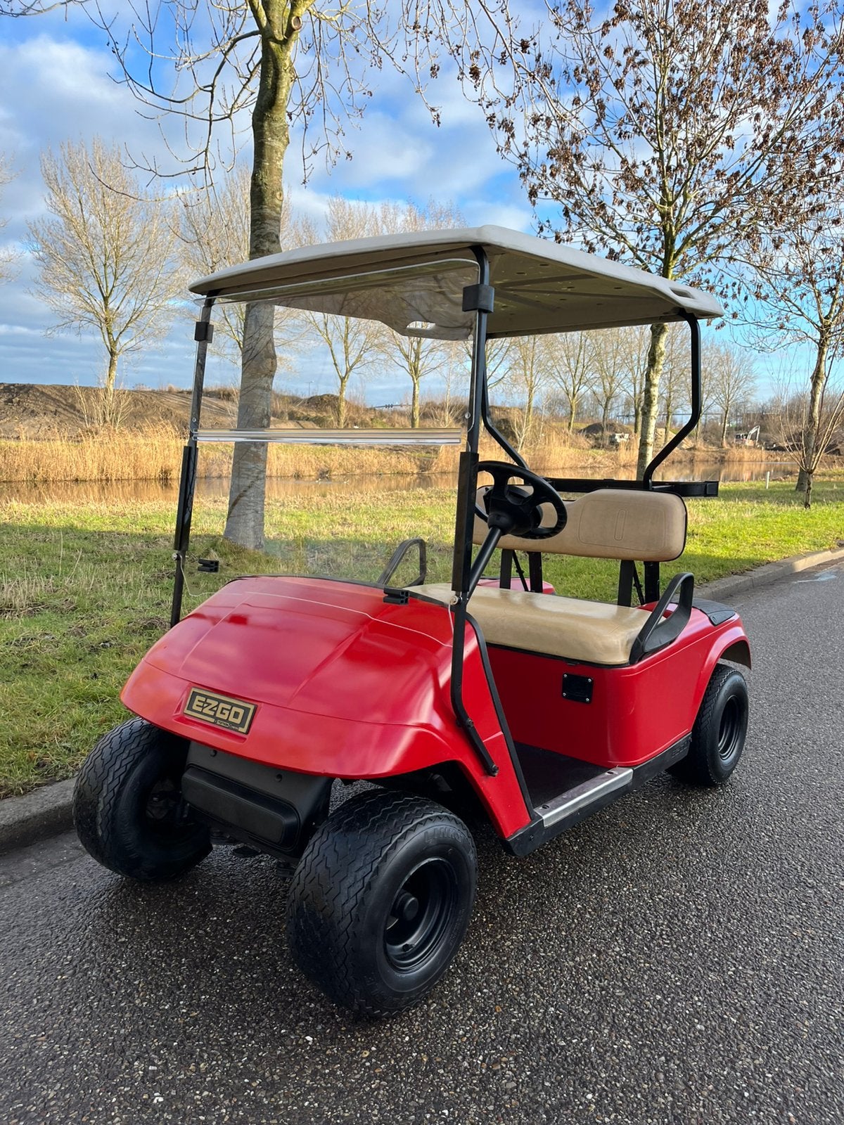 Electrische golfkar met splinternieuwe accu’s/ accupakket, Sport en Fitness, Golf, Ophalen, Zo goed als nieuw, Golfkar
