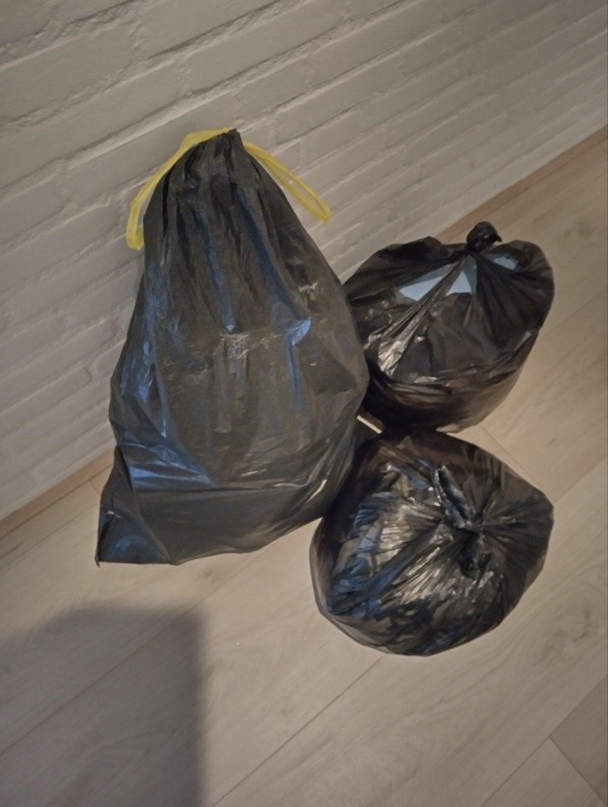 gebruikte kleding en schoenen, Ophalen, Gedragen