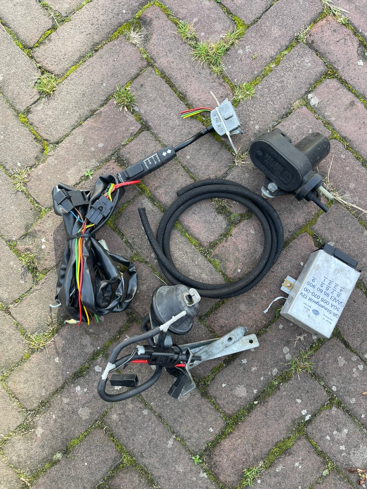 Saab 900 cruise control set, Ophalen of Verzenden, Nieuw, Saab