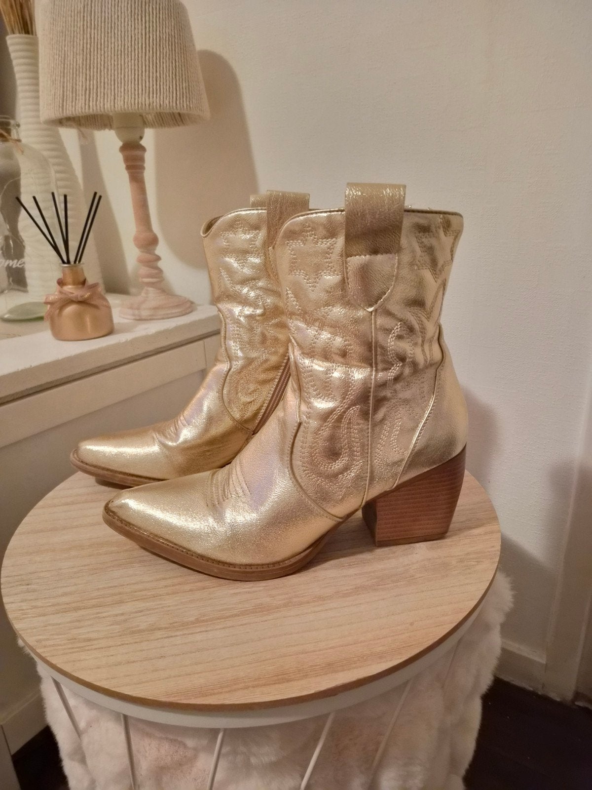 Gouden cowboylaarzen maat 40, Overige kleuren, Verzenden, Lage of Enkellaarzen, Geen merk