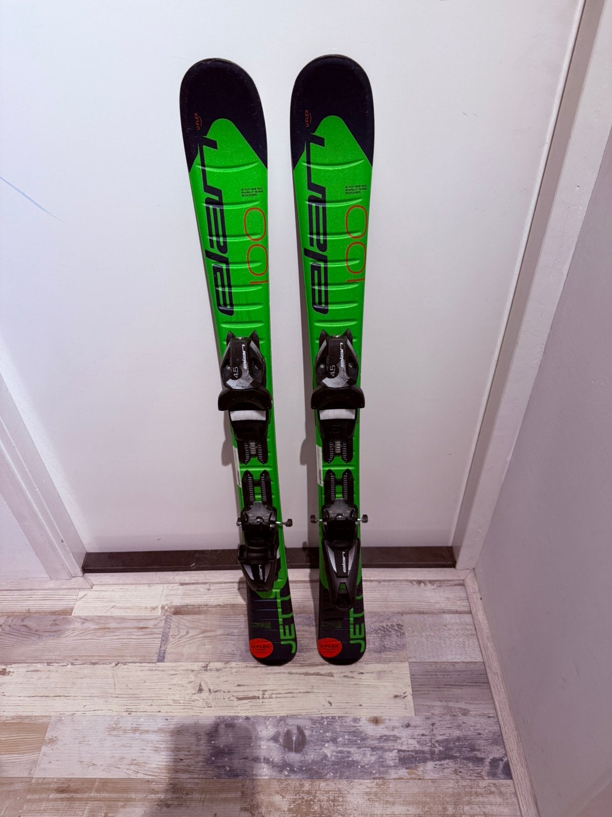 Elan Jett u flex 100 cm kinder ski, Overige merken, 100 tot 140 cm, Ophalen of Verzenden, Zo goed als nieuw