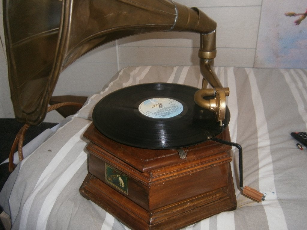 Grammofoon van His masters Voice, Ophalen, Koper