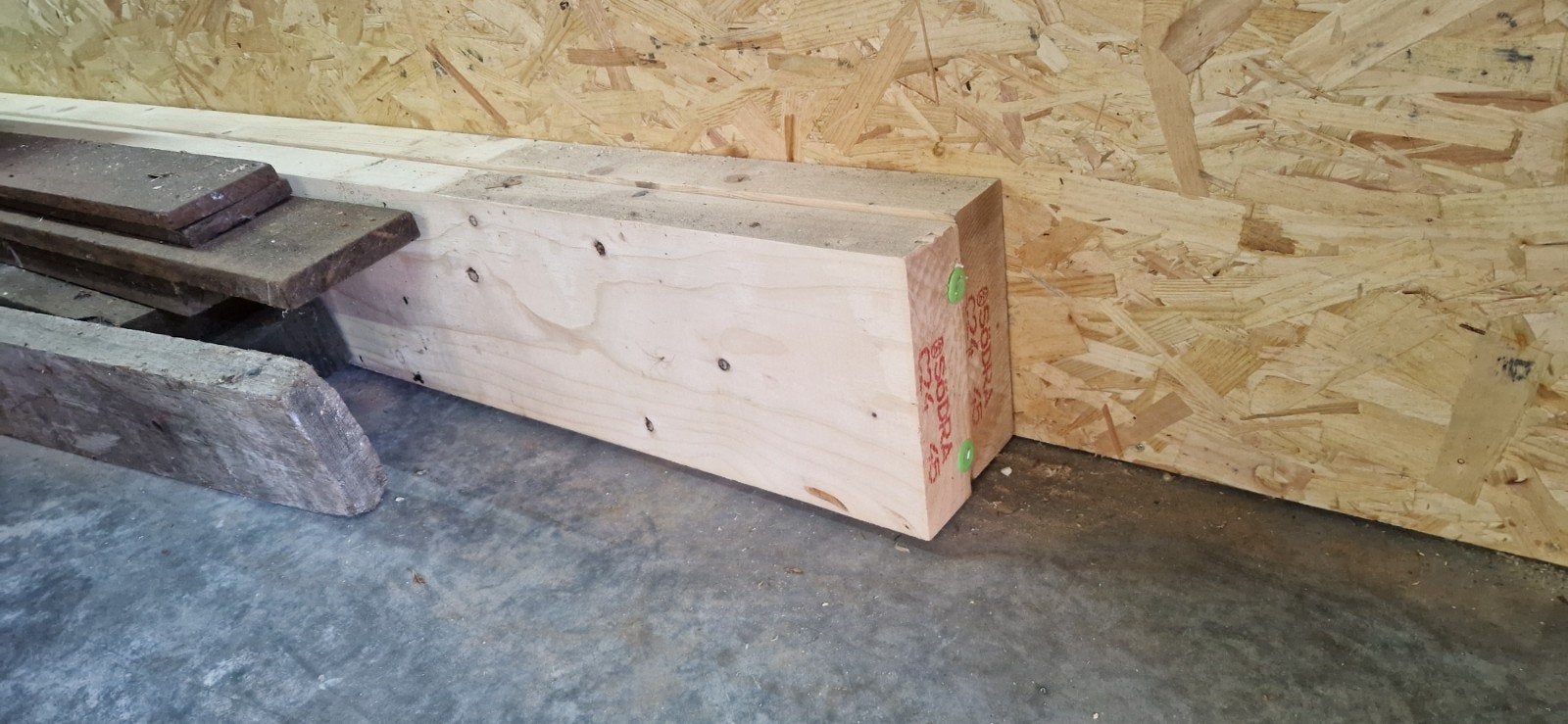 Twee Vuren balken, 4.50m lang, 22x7cm, C24 kwaliteit, Doe-het-zelf en Verbouw, Hout en Planken, Ophalen, Nieuw, Balk, Vuren