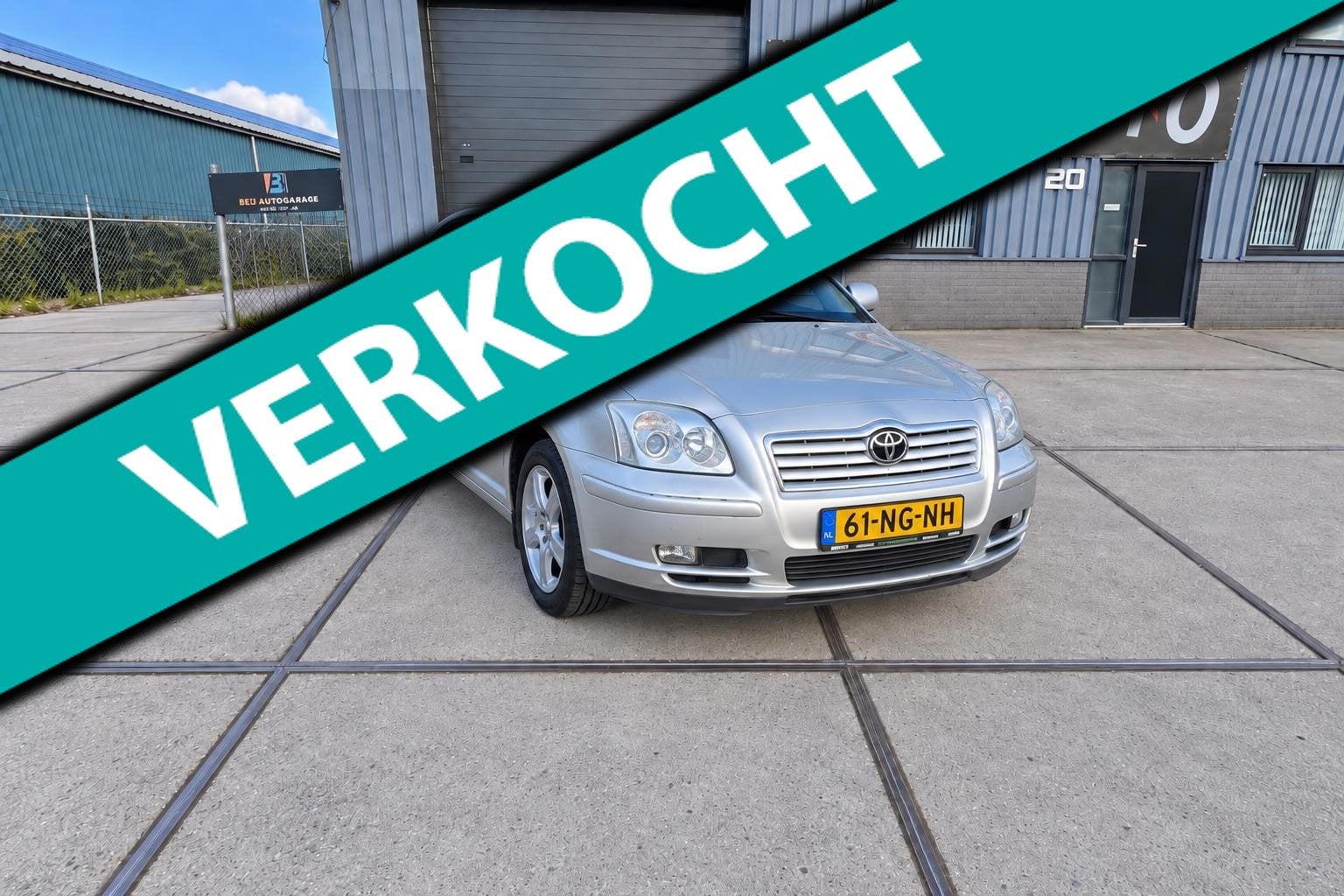 Toyota Avensis 2.0 VVTi Executive Airco/Cruise/Trekhaak/Stoe, 1998 cc, 4 cilinders, Bedrijf, 1335 kg