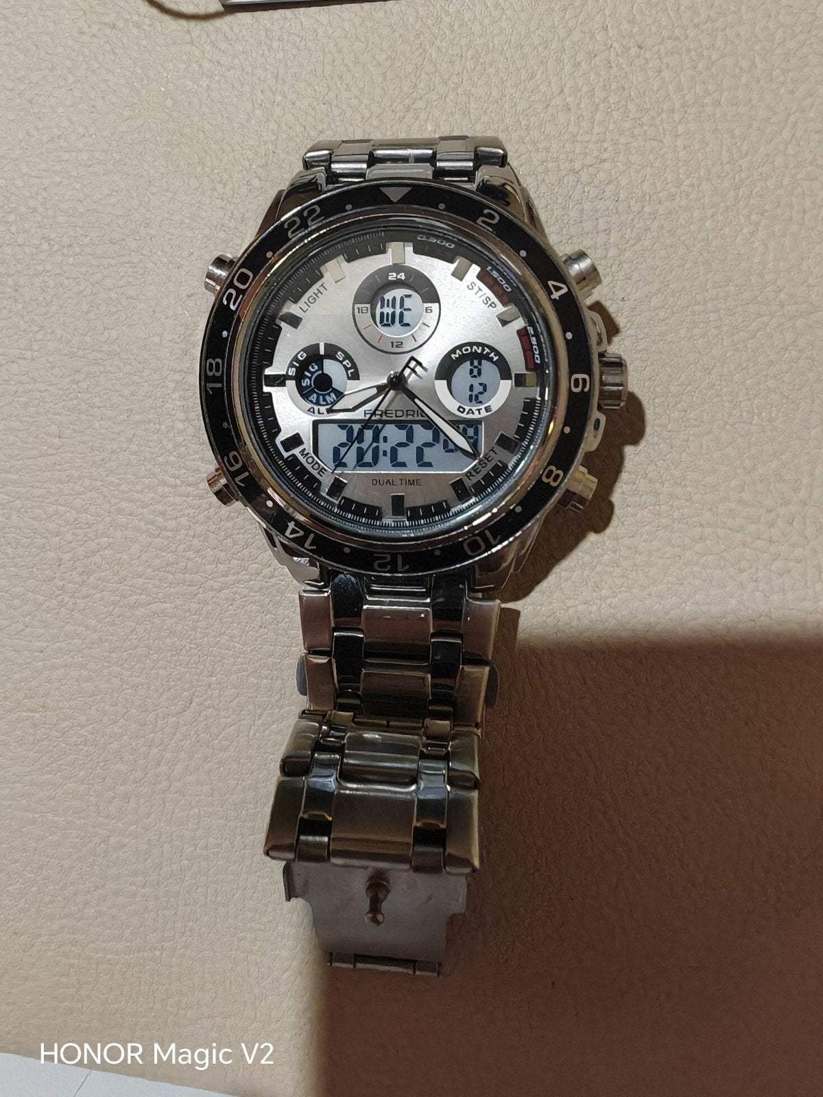 Nieuw Fredric Sport Dual Time Horloge - Stijlvol en Robuust, Sieraden, Tassen en Uiterlijk, Overige merken, Staal, Staal, Polshorloge