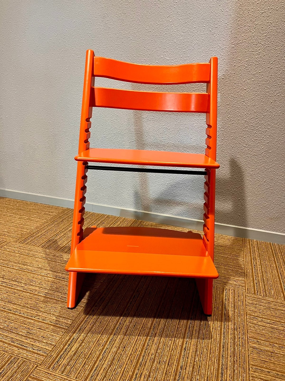 Mooie Stokke Tripp Trapp kinderstoel. Zo goed als nieuw, Kinderen en Baby's, Ophalen, Zo goed als nieuw, Meegroeistoel