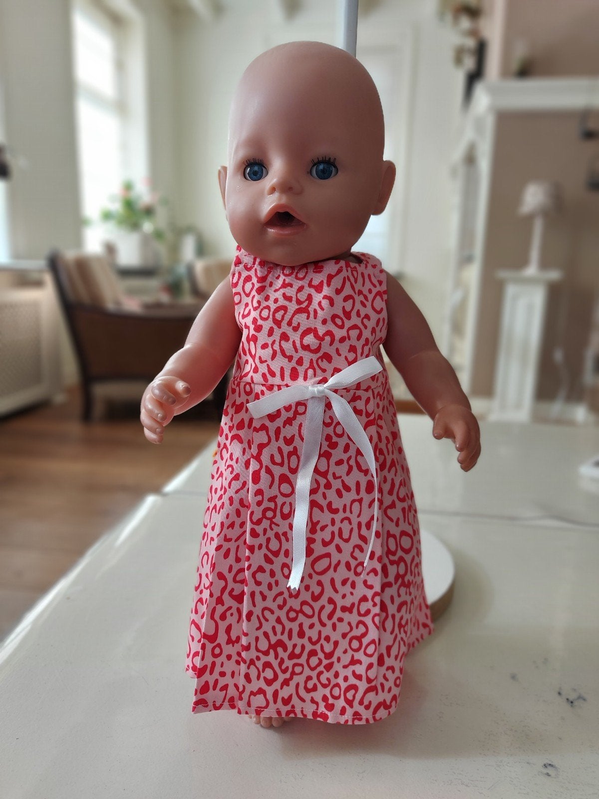 Mooie lange jurk baby born pop 43cm, Ophalen of Verzenden, Nieuw, Babypop