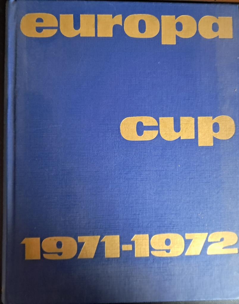Europa Cup 1971/1972, Verzamelen, Sportartikelen en Voetbal, Ophalen of Verzenden, Gebruikt, Overige binnenlandse clubs, Boek of Tijdschrift