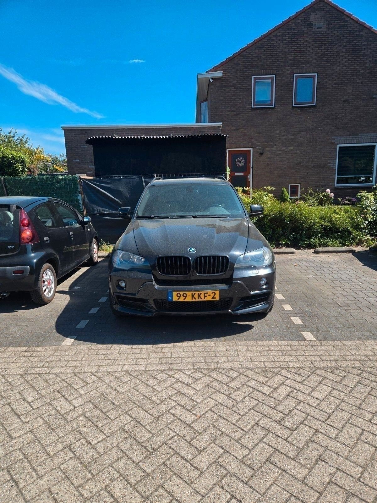 BMW X5 4.8 I AUT 2007 Zwart, 138 €/maand, 4799 cc, Vierwielaandrijving, Particulier