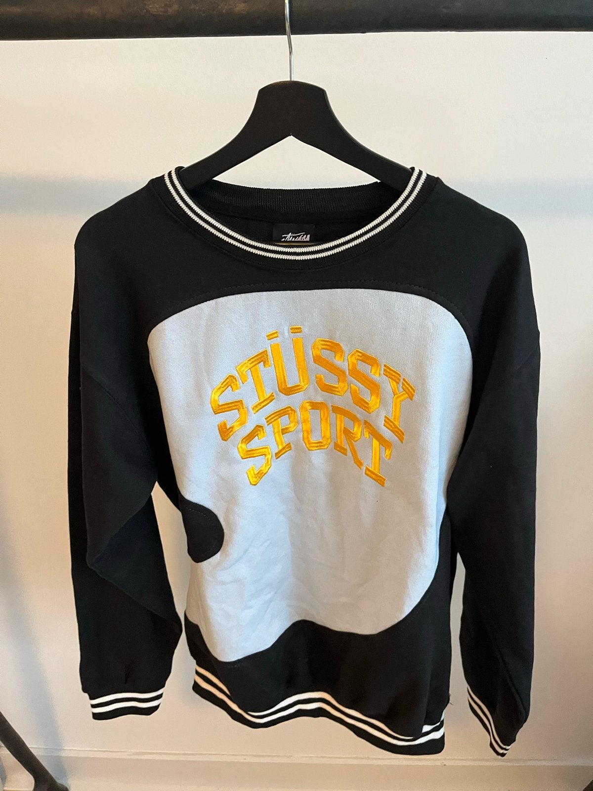 Stussy Trui - Maat M, Kleding | Heren, Ophalen of Verzenden, Zo goed als nieuw, Maat 48/50 (M), Meerkleurig