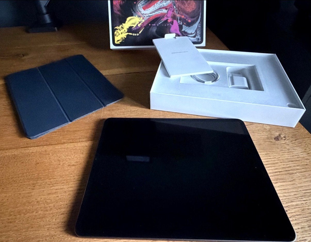 iPad Pro 12.9” 3e generatie 256GB Space Gray + Apple Folio, Computers en Software, Overige kleuren, 12 inch, Ophalen of Verzenden