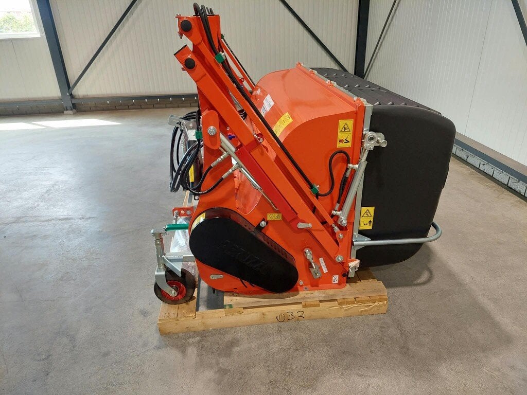 Kubota Koala 1600 Prof , Peruzzo, Kubota Hol, Kbt_g.eu_market_surveillance@kubota.com, Hoofdweg Oostzijde 1264
2153 LR  Nieuw-Vennep, NL