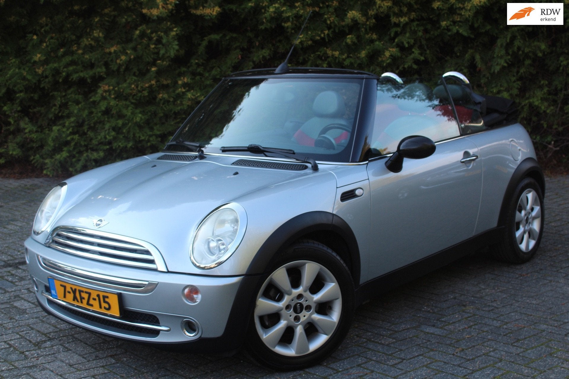 Mini Cabrio 1.6 One Pepper 90PK | Airco | Stoelverwarming |, Stof, Gebruikt, Cabriolet, 4 stoelen