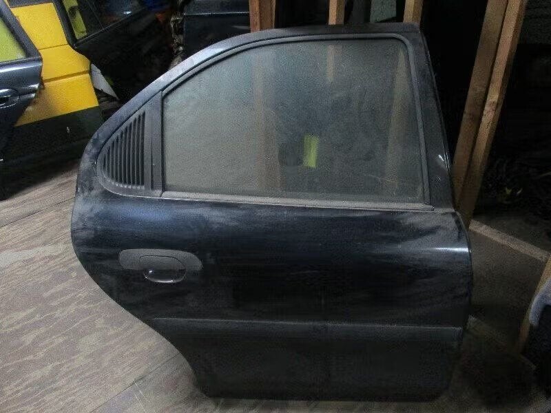 PORTIER RECHTS ACHTER 1ste type tot 1996 Ford Mondeo I, Gebruikt, Deur, Ophalen of Verzenden, Henry-Ford-Straße 1 50735 Köln, DE