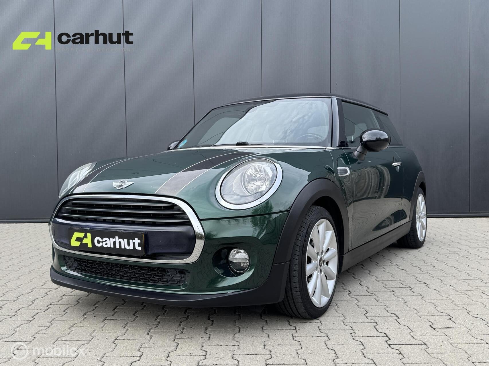 Mini 3-Deurs 1.5 Britisch Racing Green\Union Jack lampen|NL, Auto's, Voorwielaandrijving, Gebruikt, 4 stoelen, 49 €/maand