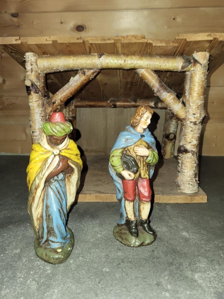 Houten kerststal met diverse stenen beeldjes, Diversen, Ophalen, Gebruikt