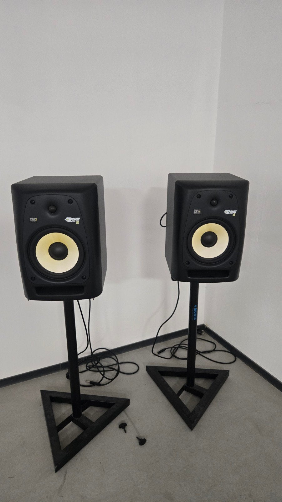 KRK Rokit 8 Studiomonitoren, Audio, Tv en Foto, Luidsprekers, Ophalen, Studiomonitor, Gebruikt, Inclusief standaarden