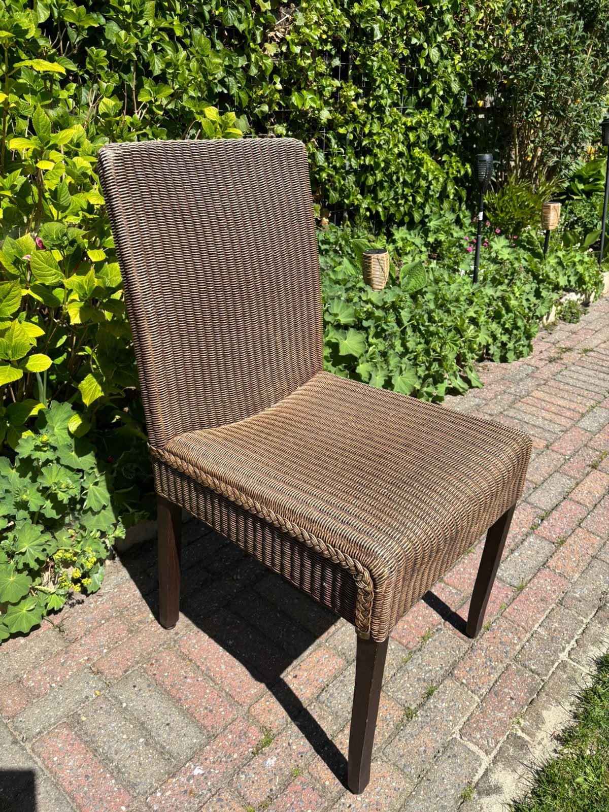 8 stoelen rotan Loom, Huis en Inrichting, Stoelen, Ophalen, Bruin, Riet of Rotan, Zo goed als nieuw
