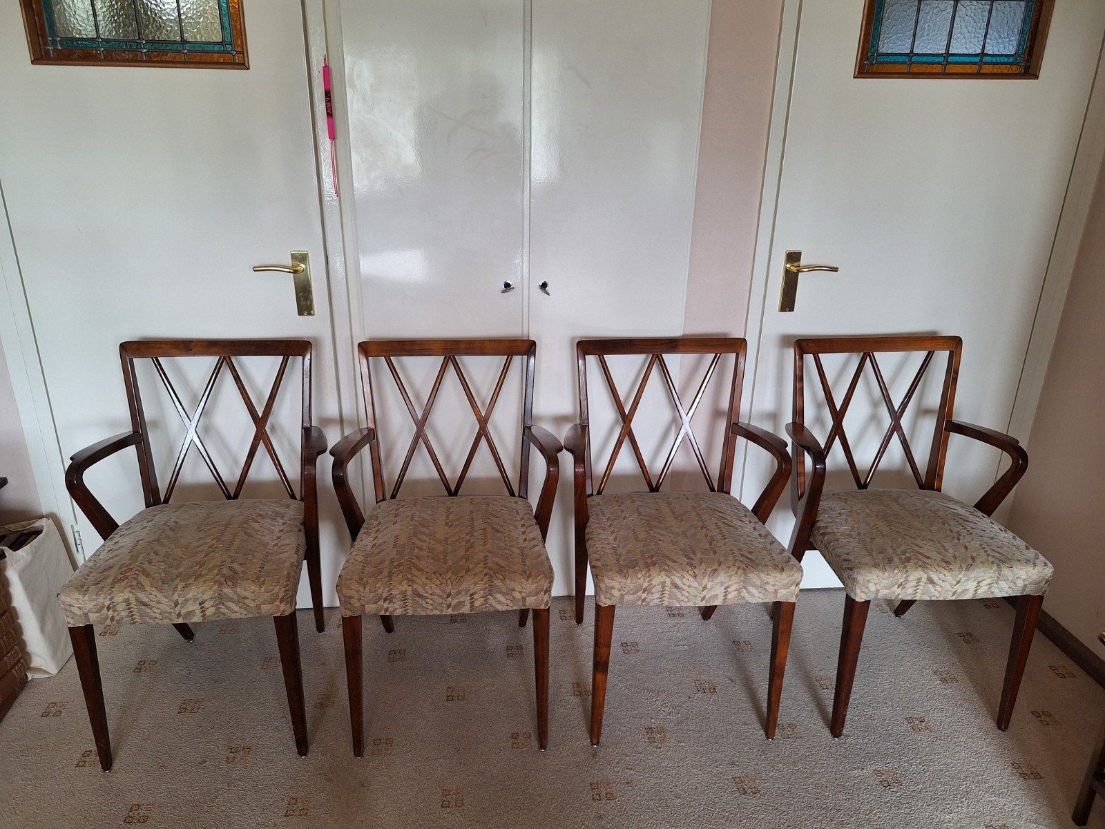 Set van 4 A.A. Patijn houten stoelen met armleuningen, Ophalen of Verzenden