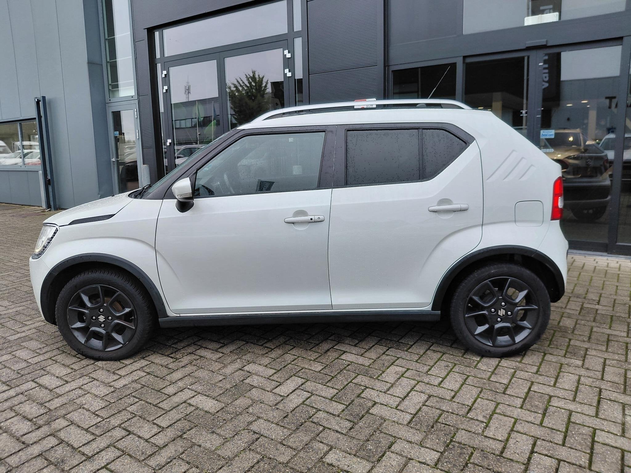 Suzuki Ignis 1.2 Stijl | AUTOMAAT! |, 12 maanden, Stof, Gebruikt, 4 cilinders