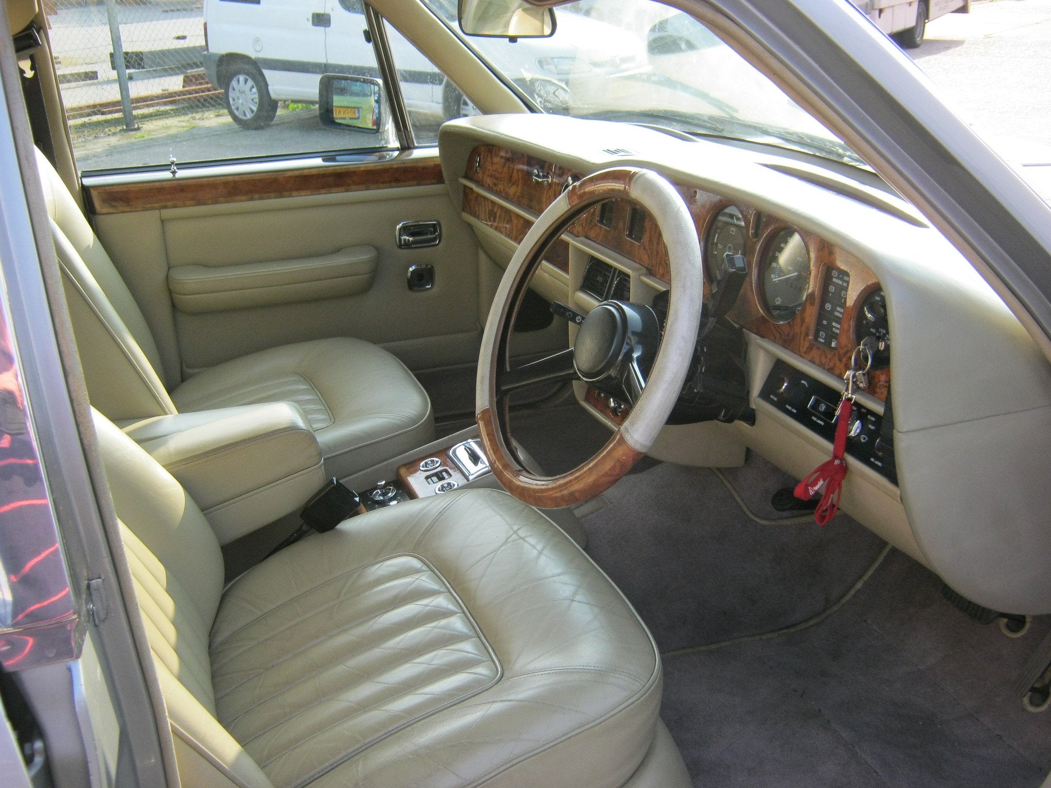 Rolls-Royce Silver Spirit 6.8 AUTOMAAT, OLDTIMER/WEGENBELAST, foto 3