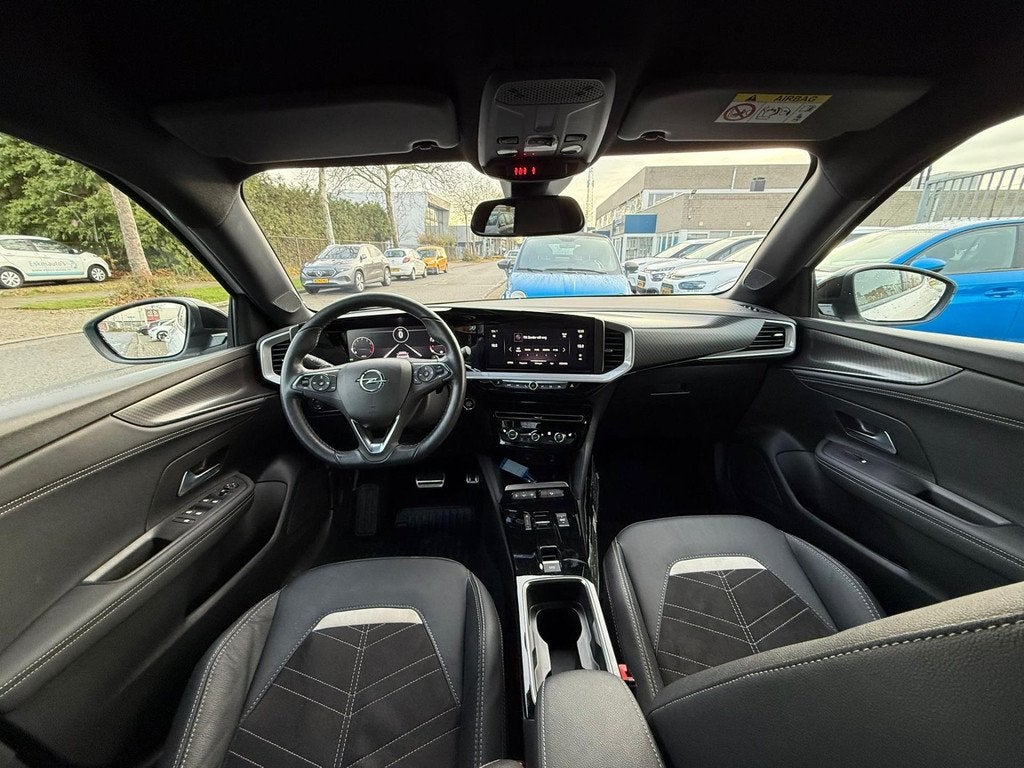 Opel Mokka 1.2 Turbo Ultimate Automaat, Navi Dealer auto, Auto's, Opel, 1195 kg, Gebruikt, 1199 cc, Wit