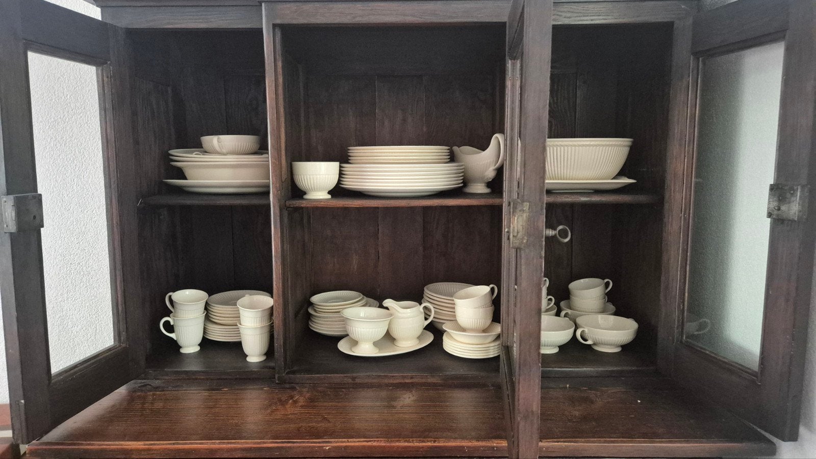 Wedgwood Edme Servies - Uitgebreide Collectie, Ophalen