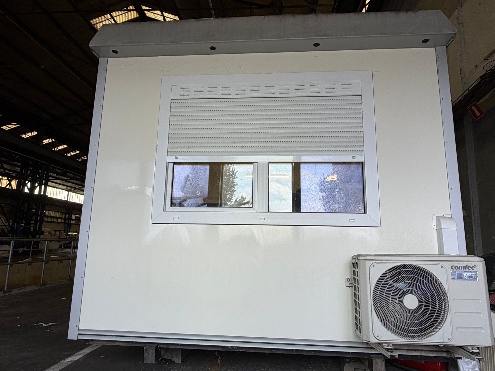Modulaire kantoorunit met 2x airco en pantry, Ophalen