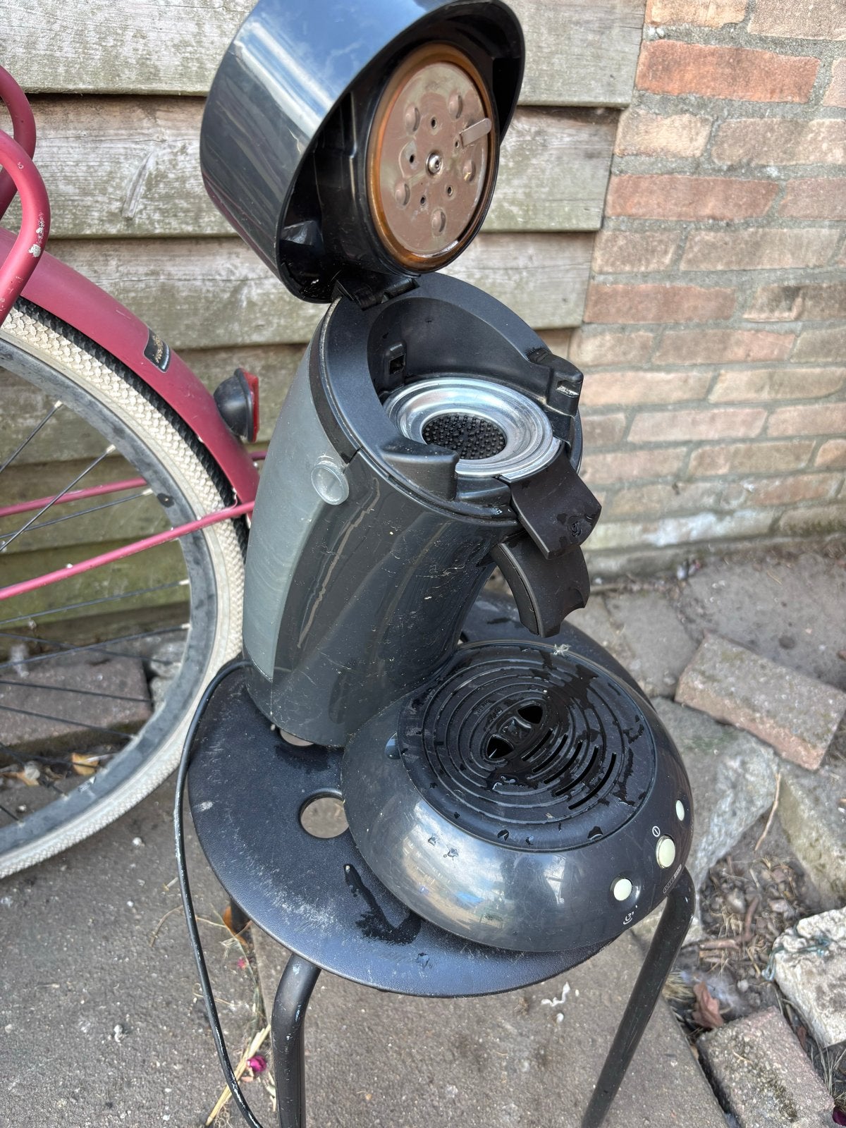Diverse items: Senseo, behangafstomer, dienblad, lampen, Witgoed en Apparatuur, Koffiezetapparaten, Ophalen, Gebruikt, Koffiemachine