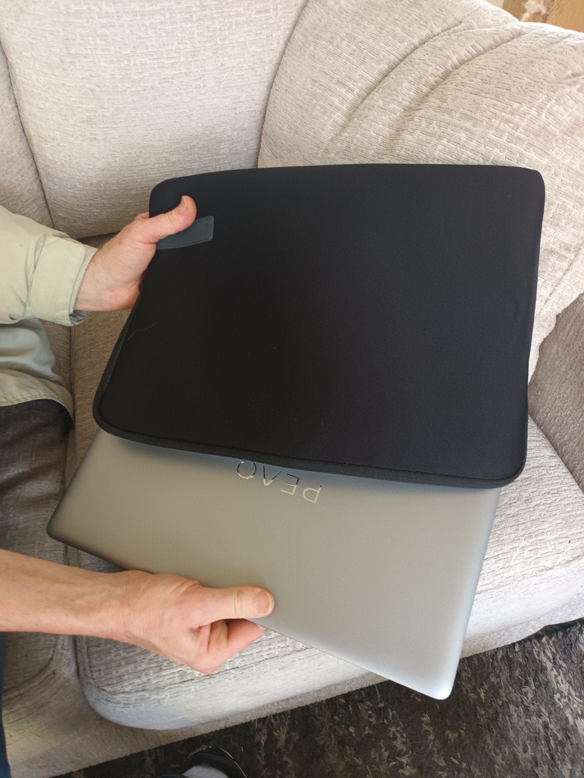 PEAQ Notebook/Laptop - Zo goed als nieuw met Windows 11, Computers en Software, Windows Laptops, PEAQ, Minder dan 2 Ghz, Ophalen of Verzenden