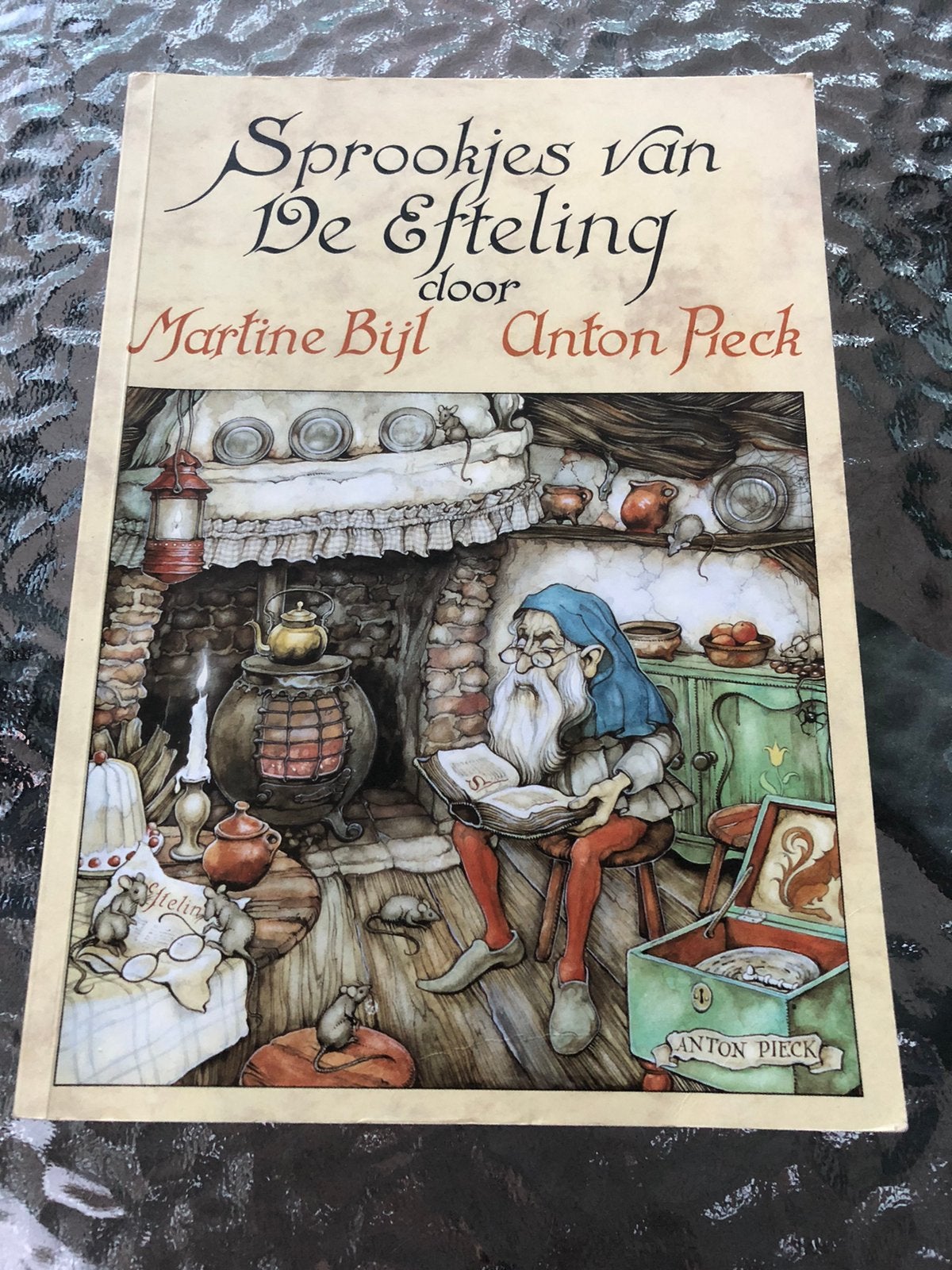 Sprookjes van de efteling boek, Verzamelen, Ophalen of Verzenden, Zo goed als nieuw, Overige typen