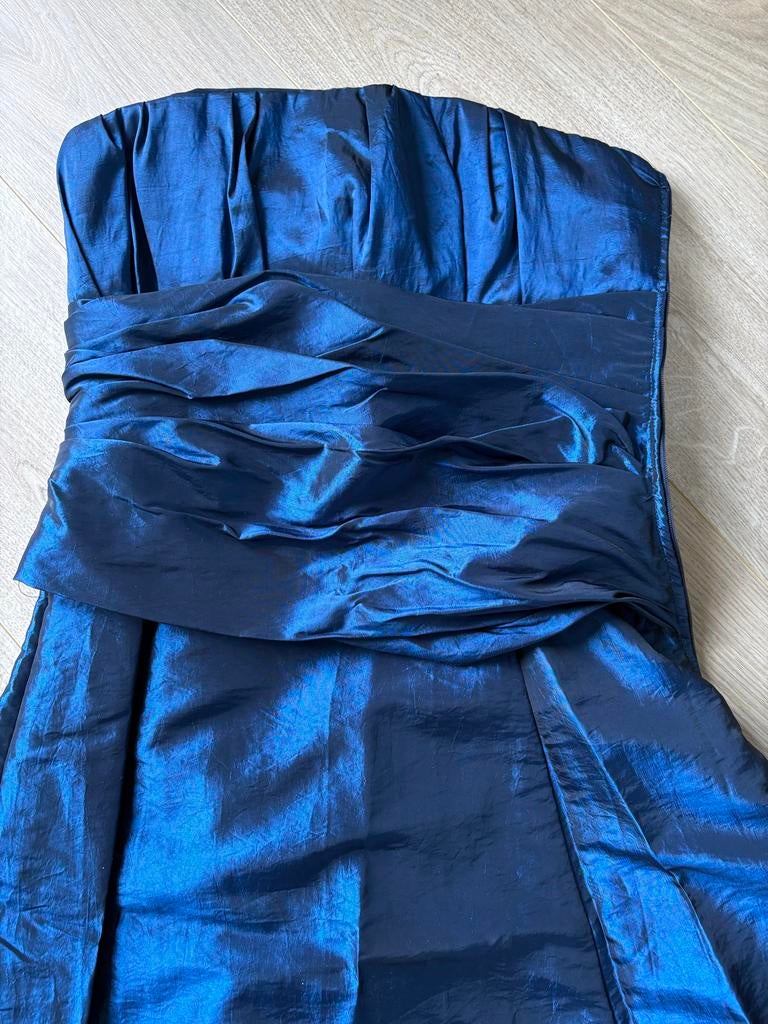 Mooie strapless galajurk - maat M, Blauw, Zo goed als nieuw, Onder de knie, Ophalen
