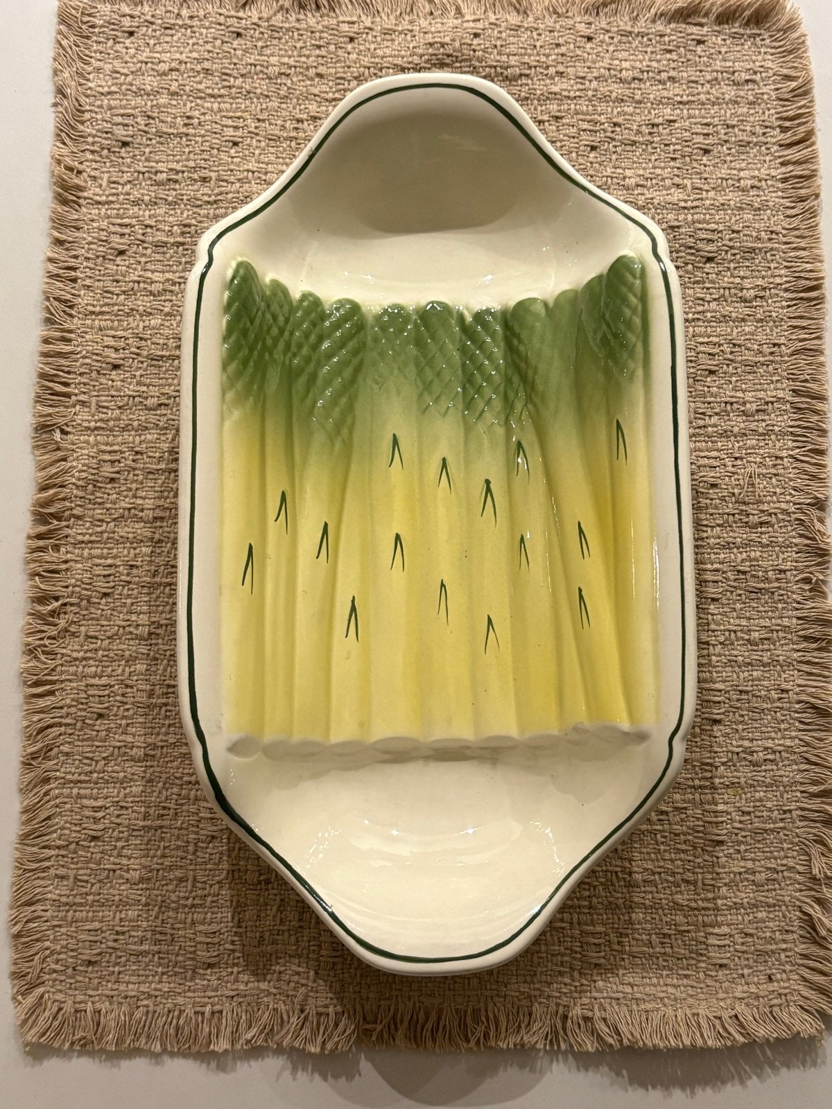 Vintage Aspergeschaal van Salins Les Bains, Made in France, Antiek en Kunst, Ophalen of Verzenden