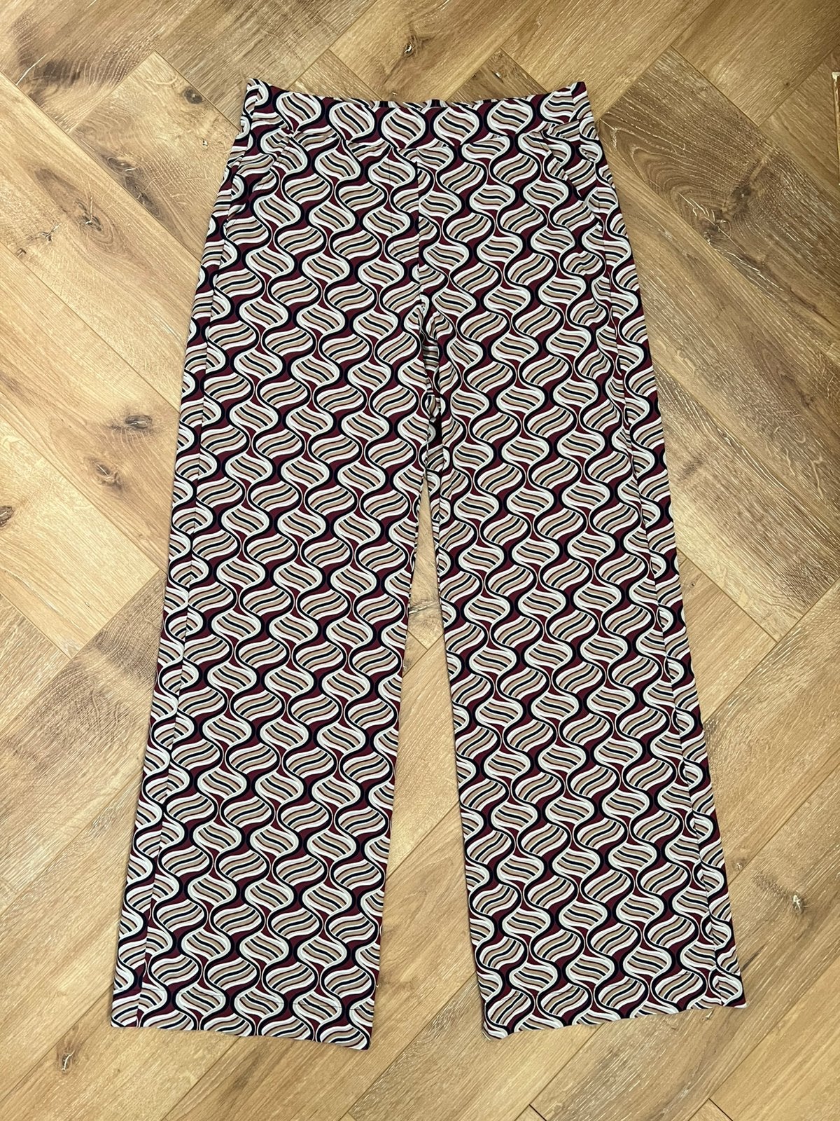 Studio anneloes marjon retro broek L bordeaux, Kleding | Dames, Broeken en Pantalons, Maat 42/44 (L), Ophalen of Verzenden, Zo goed als nieuw