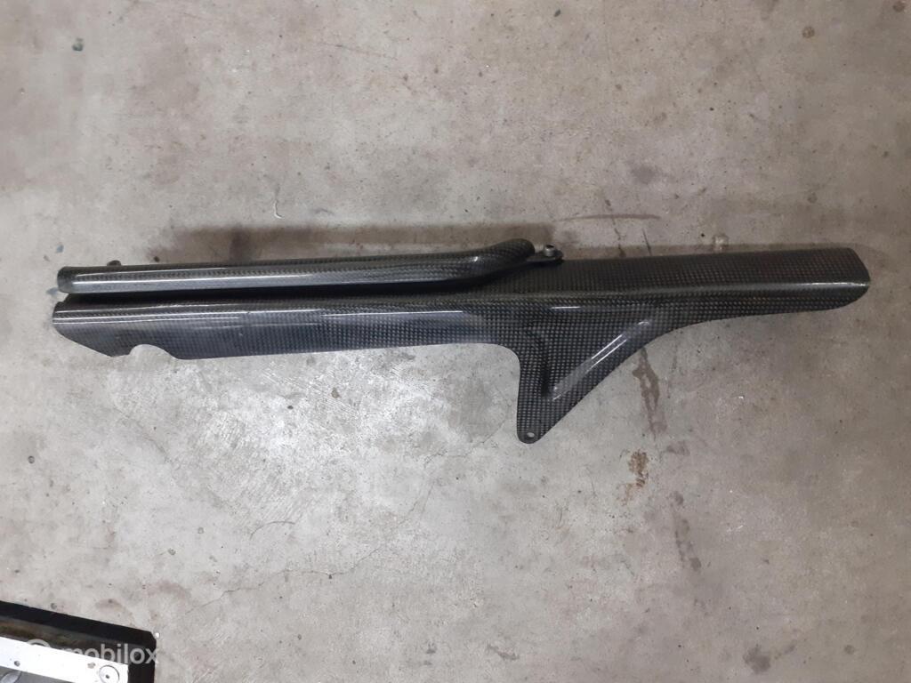 Kettingkast carbon 748 916 996 998 SP SPS, Gebruikt, Factorystore.service@ducati.com, Ophalen of Verzenden, Via Antonio Cavalieri Ducati, 74/5, 74/6, 40132 Bologna BO