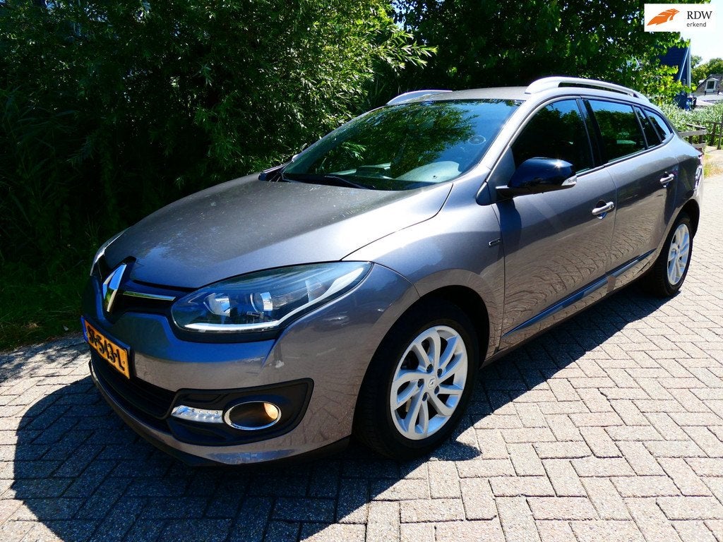 Renault Mégane Estate 1.2 TCe 116pk Clima Cruise Navi Trekh, Auto's, Voorwielaandrijving, Euro 5, Stof, Gebruikt
