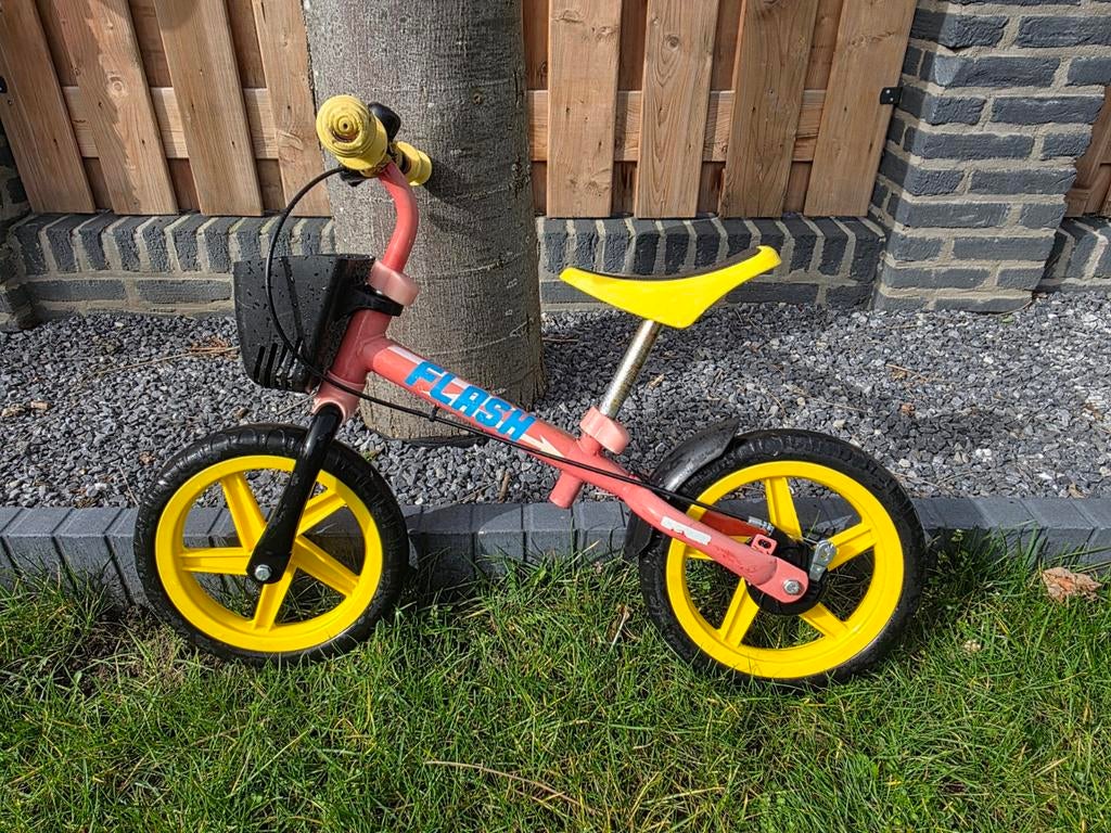 Verstelbaar loopfietsje Flash, zadelhoogte 43 cm, Fietsen en Brommers, Fietsen | Kinderfietsjes, Ophalen, Gebruikt, Minder dan 16 inch