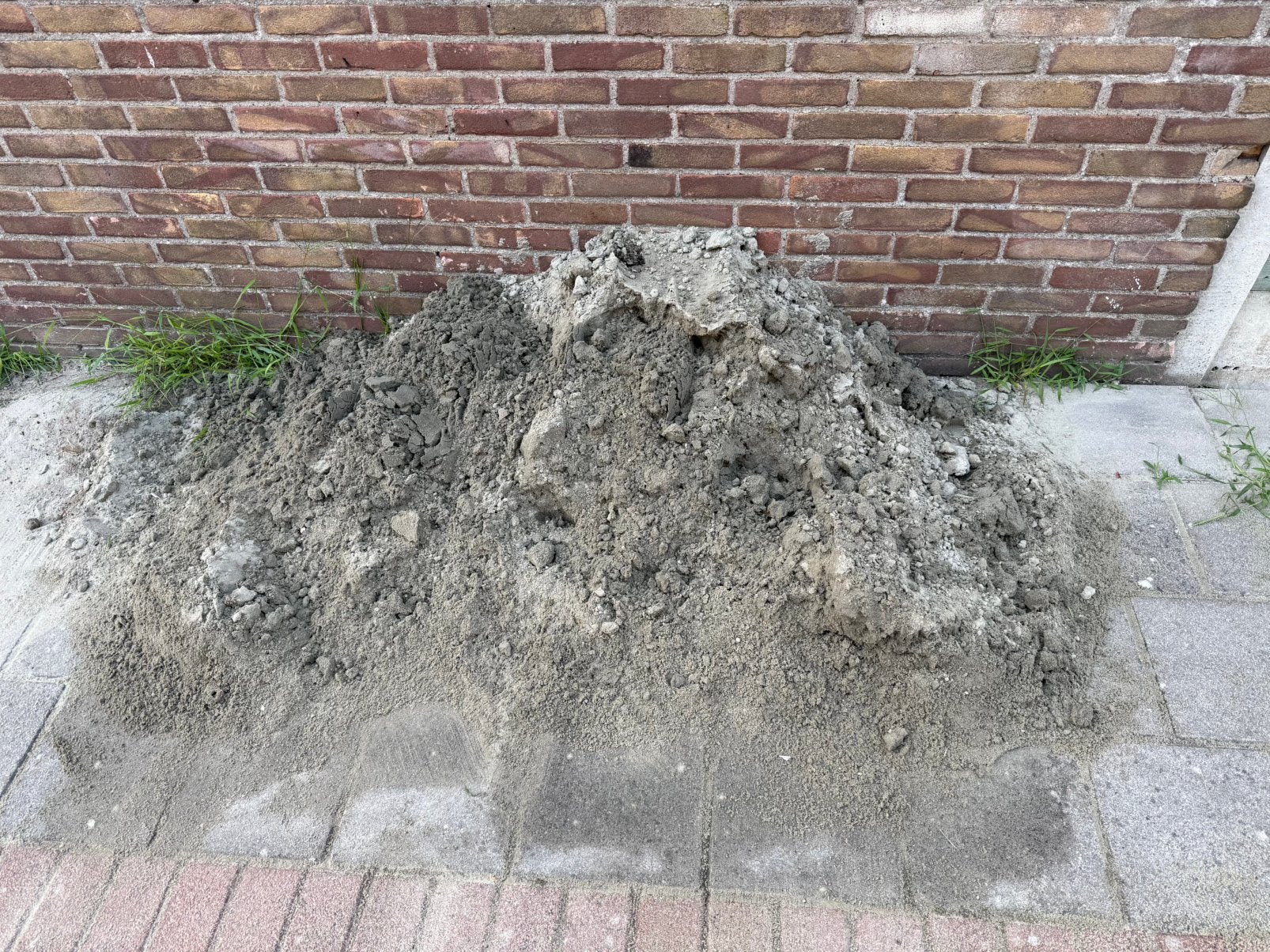Gratis ophoogzand, Tuin en Terras, Ophalen, Zo goed als nieuw, Ophoogzand