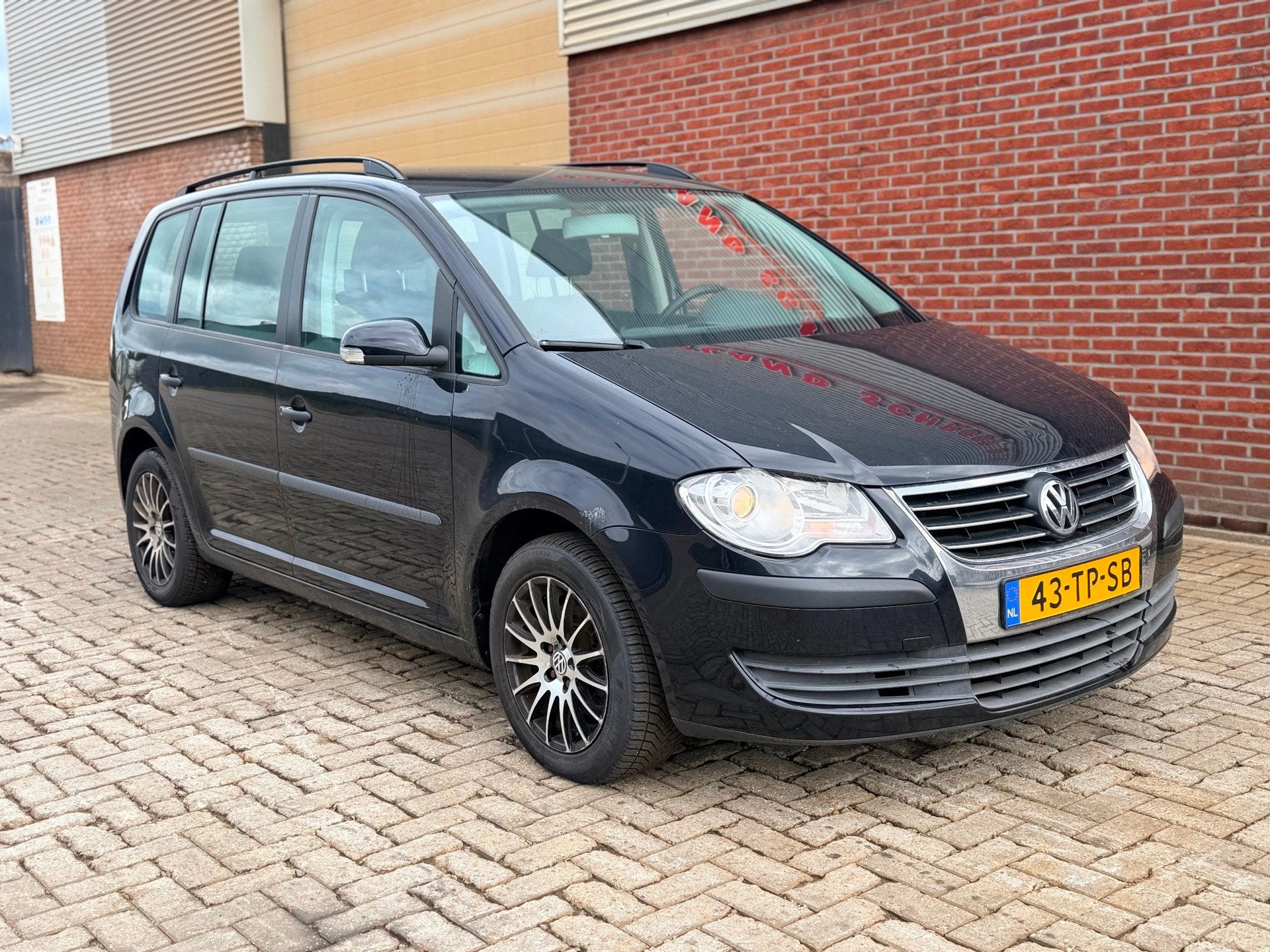 Volkswagen Touran 1.9 TDI Optive, Auto's, Gebruikt, 4 cilinders, Zwart, Origineel Nederlands