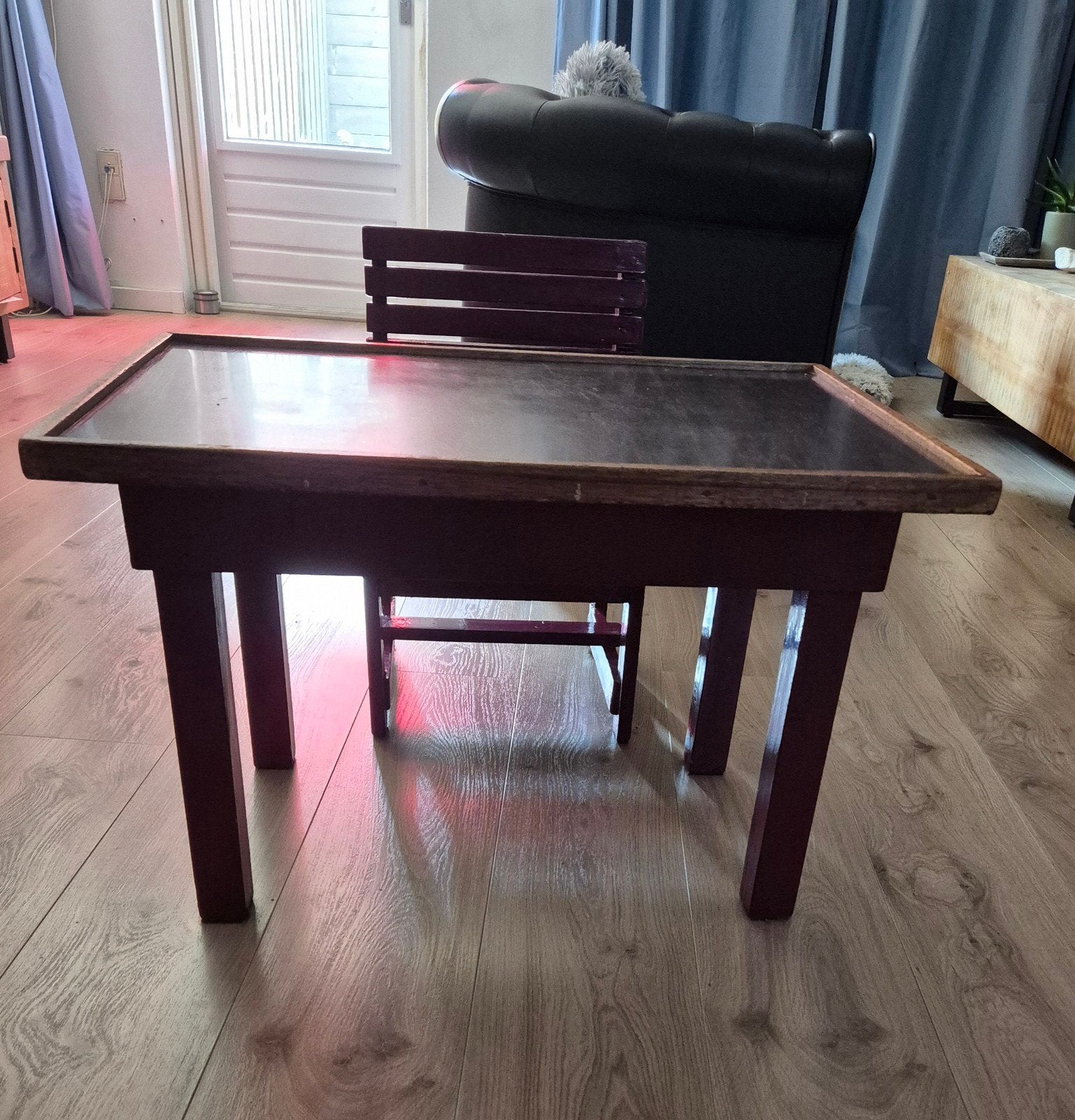 Vintage kinderbureau met stoel, Ophalen