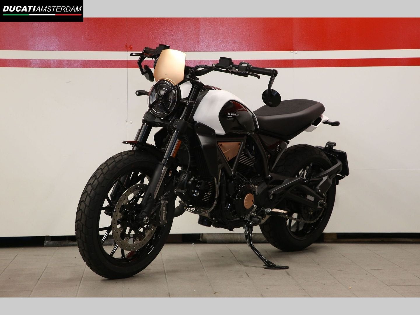 DUCATI SCRAMBLER DUCATI 10 ANNIVERSARIO RIZOMA EDITION (bj 2, DUCATI, 2 cilinders, Motorrijbewijs A, Bedrijf