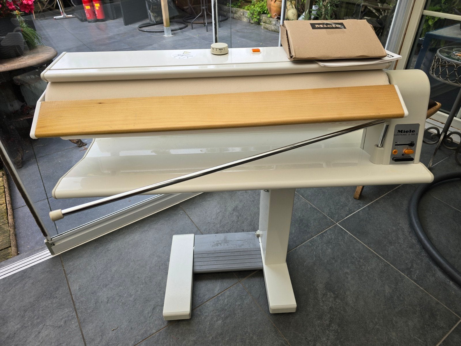 Miele strijkmachine mangel strijkrol strijksysteem stoom f, Witgoed en Apparatuur, Strijkijzers en Strijkplanken, Ophalen
