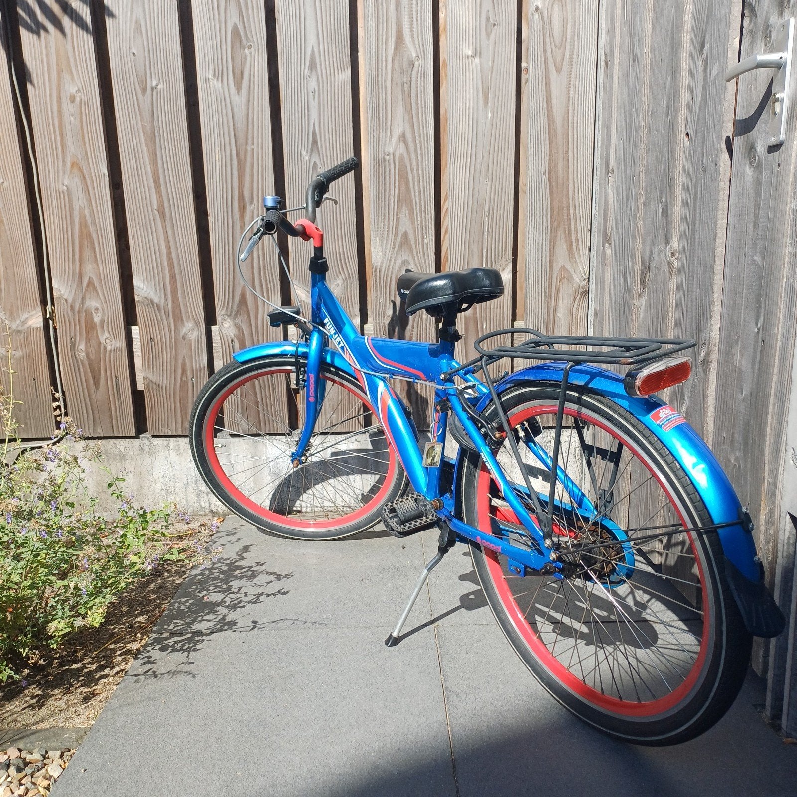 Popal Funjet kinderfiets - Blauw/Rood 24inch, Fietsen en Brommers, Fietsen | Jongens, Velgrem, Ophalen, Overige merken, Gebruikt