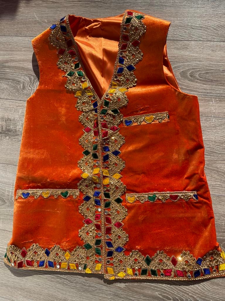 Oranje Gillette voor de Koningsdag, Maat 42/44 (L), Kleding, Gedragen, Oranje of Koningsdag