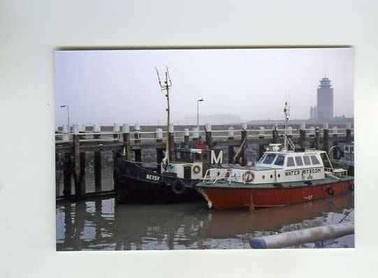 scheepvaart-foto-betsy-waterstroom-MULLER, Verzamelen, Scheepvaart, Ophalen of Verzenden, Zo goed als nieuw, Motorboot, Boek of Tijdschrift