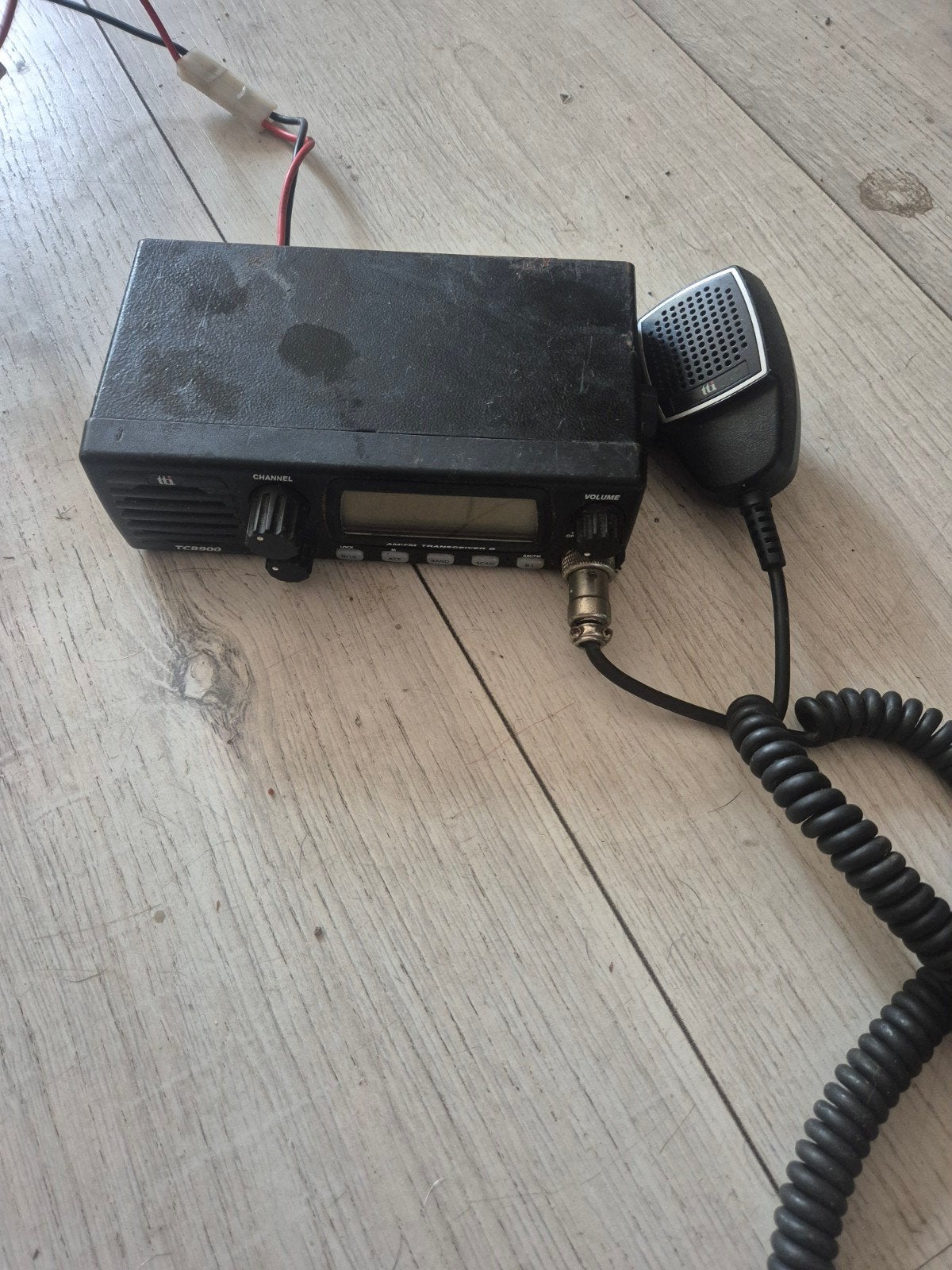 TTI TCB-880 CB Radio Transceiver met microfoon, Ophalen