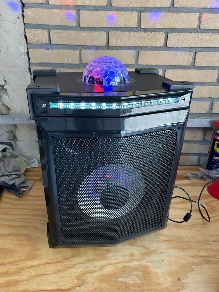 Noonday Disco Ball Rocky Party Speaker met Bluetooth, Ophalen of Verzenden, Zo goed als nieuw